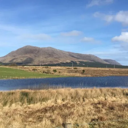Railway View - Connemara Recess